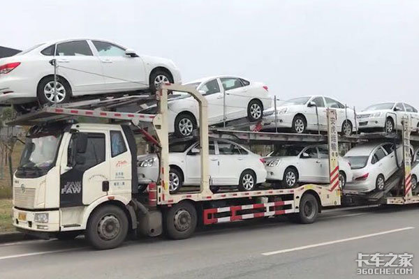 轿运车又出新玩法？“飞机跳板”厉害了