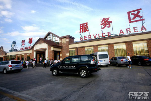 不只为了省钱，卡友随车做饭实属无奈