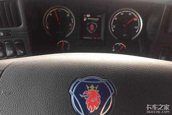 ��'��ϱ��'���ճ���˹�����ǿ�����̫ˬ