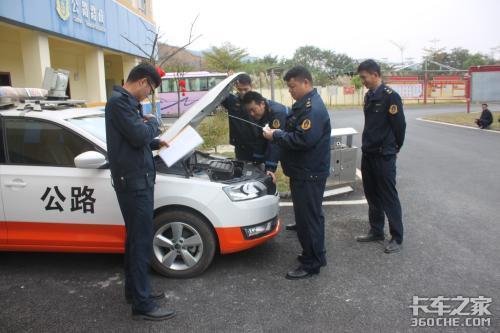 藍牌兩軸貨車為啥執(zhí)法標準不一樣？