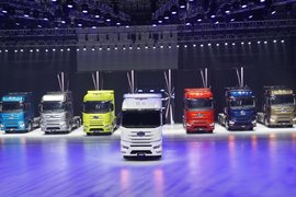 2018年卡车圈10大关键词:国三、J7、谭旭光、三一……