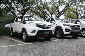 177马力柴油自动挡皮卡,福田拓陆者S四驱版改装进化