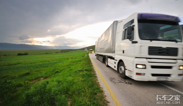 又一名民警倒下,只是因为车辆失控吗?