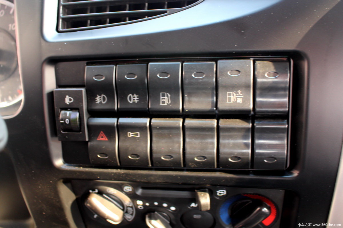 双腔油箱带加热趣说唐骏t7绿超人轻卡图片列表