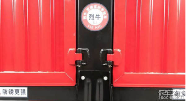 轻量化VS更结实: 两种理念的挂车你选谁