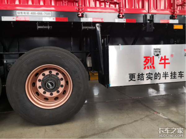 轻量化VS更结实: 两种理念的挂车你选谁