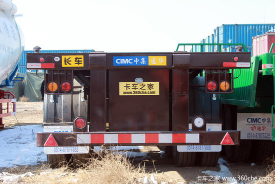轻量化气囊悬挂 中集集装箱挂车实拍图