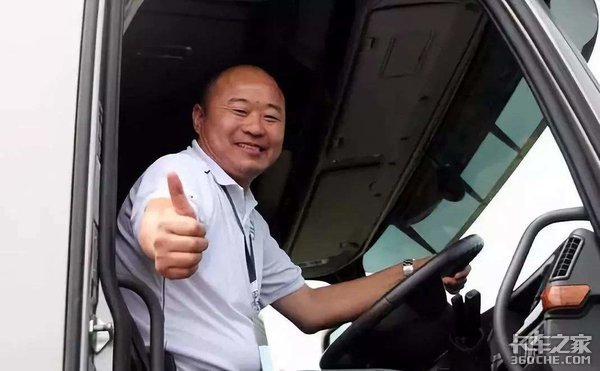 货车大哥快递小哥，生存不易且行且珍惜