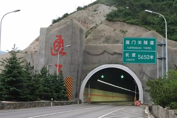 4种超速免罚 11月起全国高速将统一限速