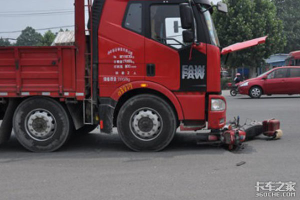 ������ܵ綯���෭���¹�Ϊ��Ƶ����ֹ