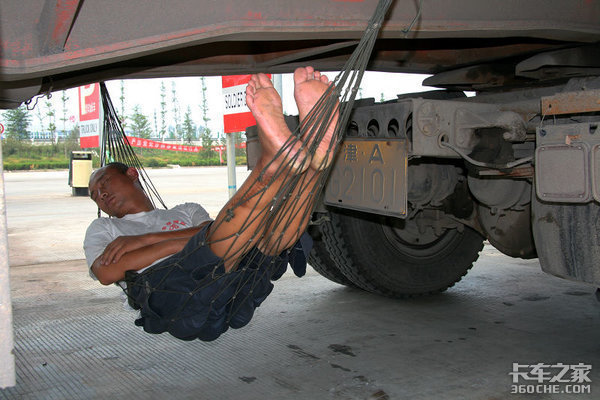 �����˳�����ʮ����·������������