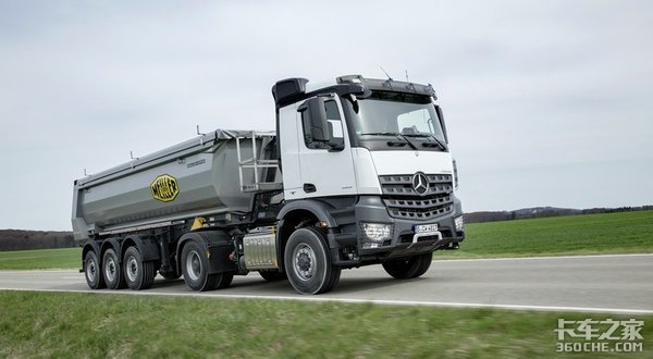 轻量化or要结实 选择半挂车你更倾向谁?