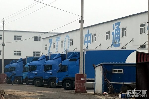 货车大哥快递小哥，生存不易且行且珍惜