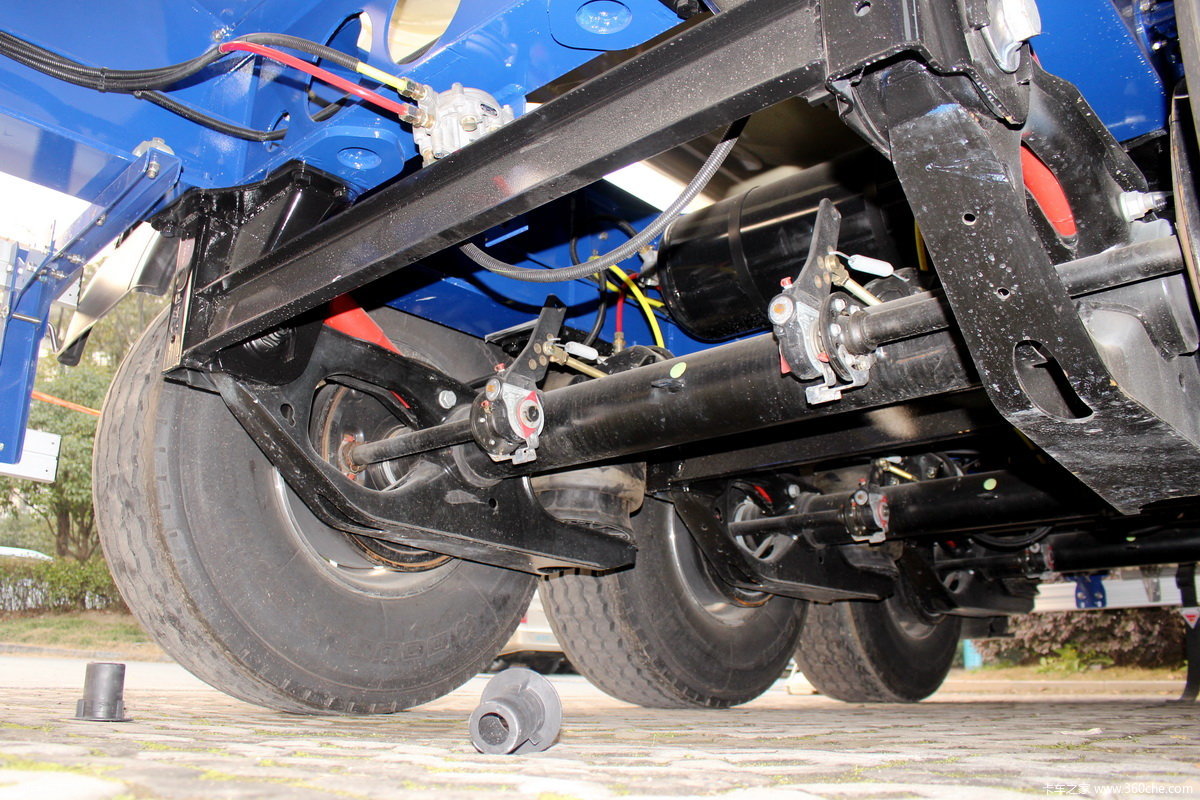 赛夫车桥空气悬架中集瑞江粉罐车图解图片列表