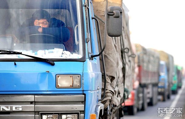 20��ǰ�������������أ����ȴ��С����