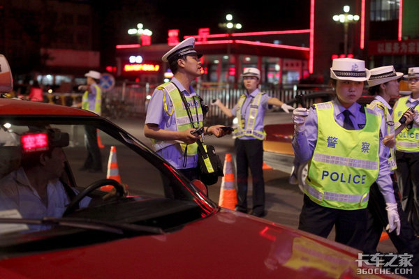 �м�Զ��Ƽݣ�����ֹ��������ô��