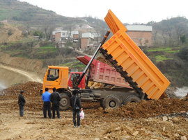 陕汽通力矿用自卸车