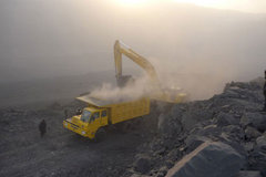 �ۺ��ǹؼ� ���ɹſ�����ж�г�Ǳ����