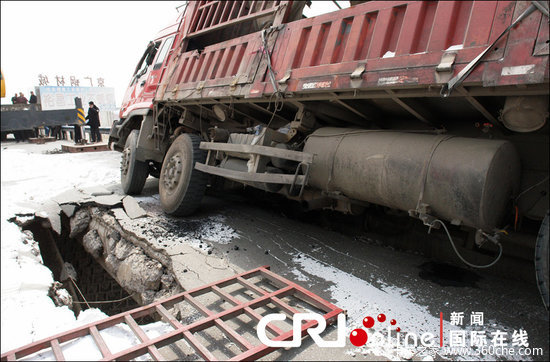 ֣�ݣ��義����·�����ű����ػ���ѹ��