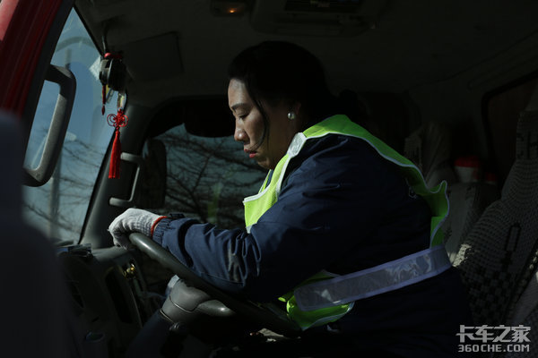 穿越战火，独闯荒漠，安心驿站宋玉兰获全国“十大最美货车司机”