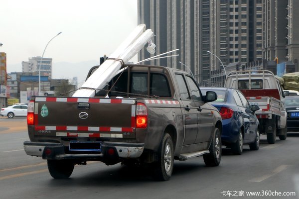 鸟枪换炮 三蹦子秒变小汽车 汽车下乡政策再次来临 你准备好了吗?