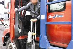 Ϊ��׬600Ԫ ��ҳ�˾������ʯ���ϸ���