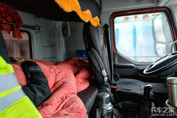 ɽ��Ч����&nbsp;����460�������������ƹ�