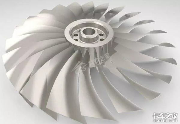 发动机水温高,竟是因为“鼻子”裂了!