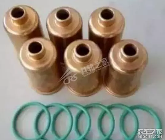 发动机水温高,竟是因为“鼻子”裂了!