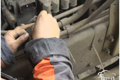 �����ȼ��ѹ������ �ȴ���2���������