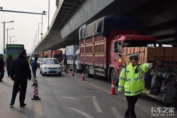 ����󣡿���˾����100Ԫ���֤Ϊ�İ�