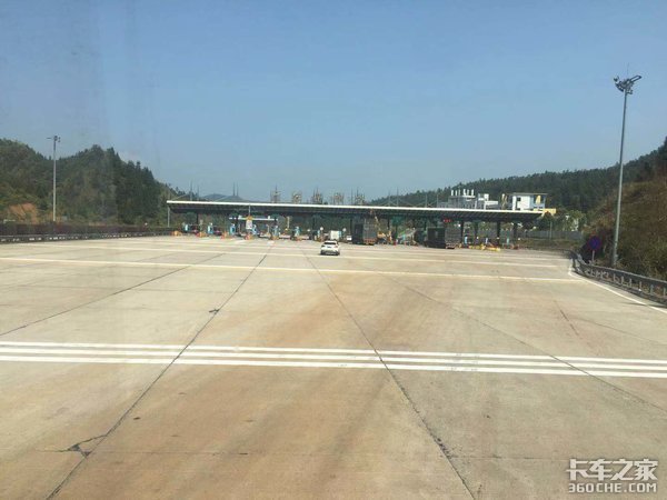 ȡ��ʡ���շ�վ�����ѣ�ϣ�����ʵ�ְ�