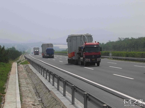 总结卡车与小车和谐相处之道,句句在理