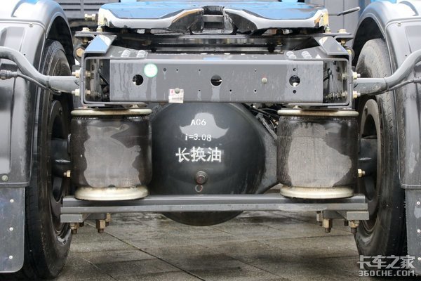安全、舒適還節(jié)油、為啥空氣懸架難普及