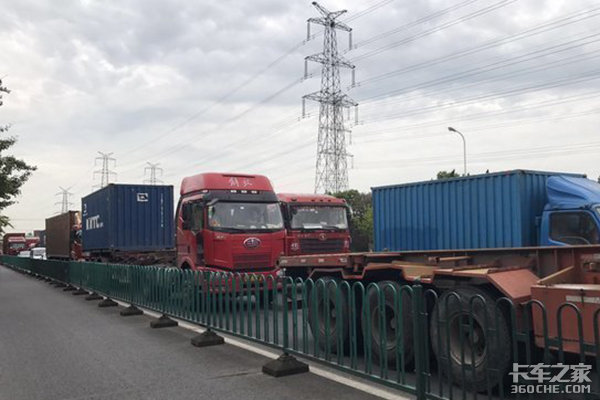 ���˾����Ƕ�����&nbsp;����Ϊʲô����ô��