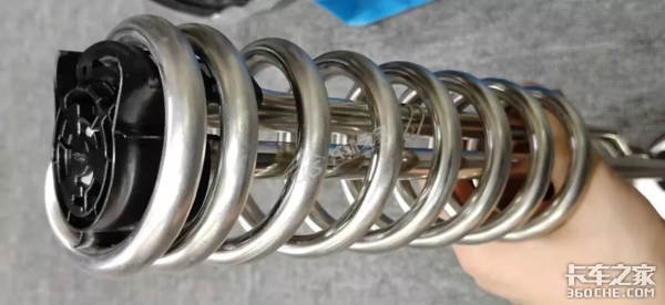 ȼ�ͽ�ˮ��ʴ����������ʵ�������й�