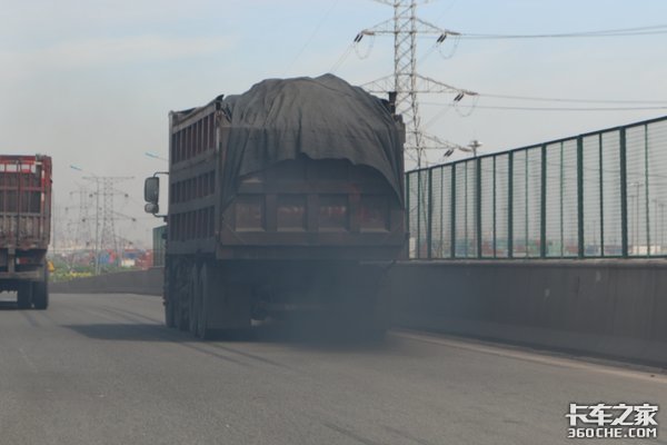 要“三油并轨” 强化柴油货车污染治理