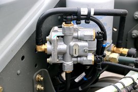 雨刷电机都进口 这些细节你一定没注意，带万向接口