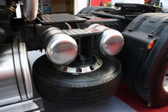 �þ����ٻ��� ����������ͷ����Ƚ���