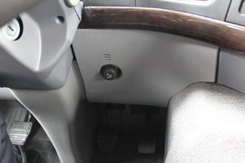 ���ͷ�д�����&nbsp;������ɽ��ʿ��̬����