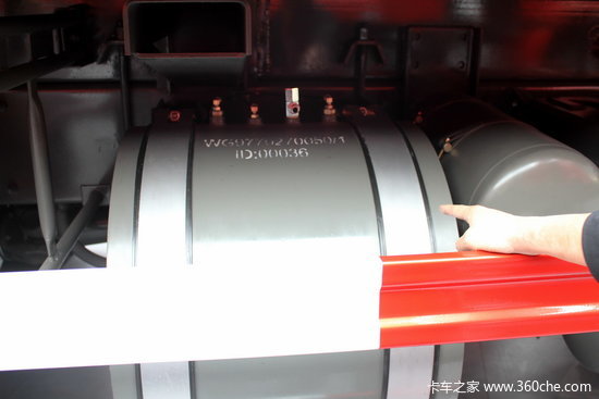 ���ͷ�д�����&nbsp;������ɽ��ʿ��̬����