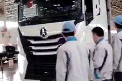 550����+ȫ�¼�ʻ�� ����V8�������У�