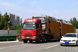 卡车靠右行驶，一次只能超一车，河北高速4.15执行新规