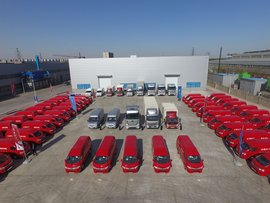 山楂树下好风景 天津冠芳签约2000台福田图雅诺、风景