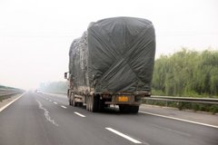 ���������и�����ڽ������γ�����豸