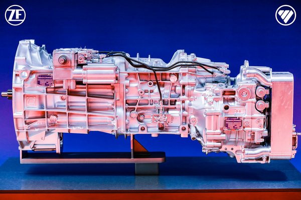 采埃孚福田合资工厂投产 传胜12挡自动变速箱下线