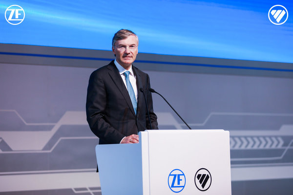 采埃孚福田合资工厂投产 传胜12挡自动变速箱下线