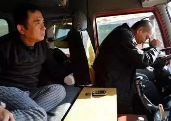 ��������˿�����������&nbsp;����ô���أ�