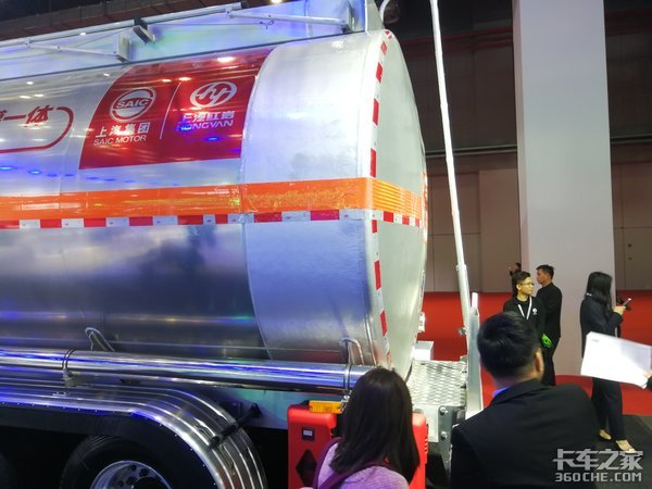 【上海车展】卡车智能化到底是什么？对司机有啥帮助？听听车企怎么说