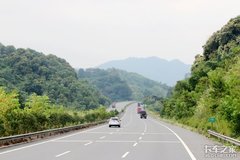 ɽ�������ڸ��ٹ�·ɽ������ʽ��ͨ��Ӫ